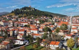 8-zimmer haus in der stadt 230 m² in Split-Dalmatia County, Kroatien. 500 000 €