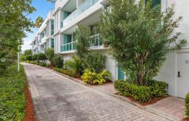 Einfamilienhaus – Collins Avenue, Miami, Florida,  Vereinigte Staaten. $1 495 000