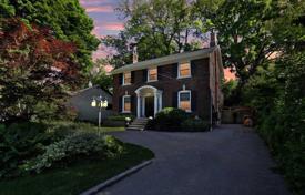 Haus in der Stadt – Etobicoke, Toronto, Ontario,  Kanada. C$2 527 000