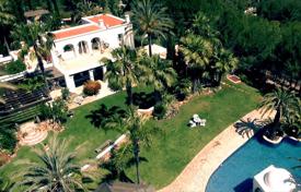 Villa – Sant Carles de Peralta, Balearen, Spanien. 10 000 €  pro Woche