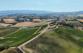Farm in Campagnatico, Italien. 3 490 000 €