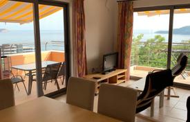 Apartment mit zwei Schlafzimmern zum Verkauf in einer luxuriösen Wohnanlage in Becici, 10 Gehminuten vom Meer entfernt. 210 000 €