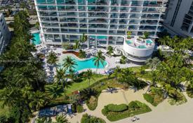 Eigentumswohnung – Collins Avenue, Miami, Florida,  Vereinigte Staaten. $5 400 000