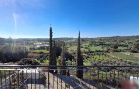 7-zimmer villa 320 m² in Larnaka, Zypern. 750 000 €