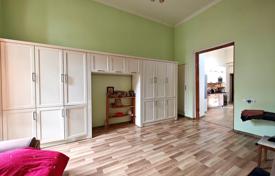4-zimmer wohnung 112 m² in Altstadt von Tiflis, Georgien. $200 000