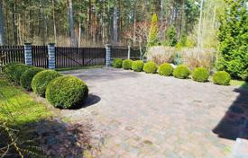 5-zimmer stadthaus 200 m² in Jurmala, Lettland. 320 000 €