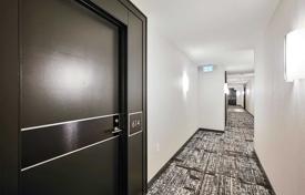 1-zimmer wohnung in Fort York Boulevard, Kanada. C$686 000