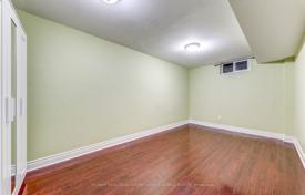 6-zimmer stadthaus in North York, Kanada. C$1 167 000