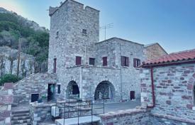 5-zimmer schloss 240 m² auf der Peloponnes, Griechenland. 570 000 €