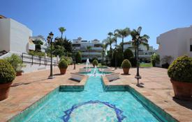 4-zimmer penthaus 368 m² in Marbella, Spanien. 1 290 000 €