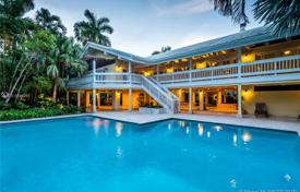 Villa – Miami, Florida, Vereinigte Staaten. 2 038 000 €