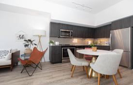 8-zimmer wohnung in Etobicoke, Kanada. C$945 000