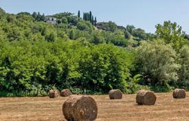 Farm – Bucine, Toskana, Italien. 1 290 000 €