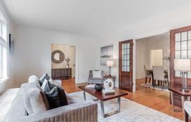 17-zimmer haus in der stadt in Old Toronto, Kanada. C$2 586 000