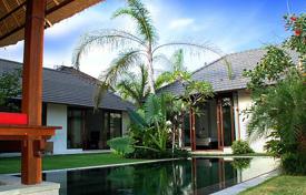 Villa – Seminyak, Bali, Indonesien. 1 870 €  pro Woche