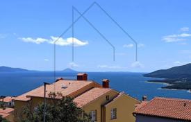Rabac, Labin, Istrien – Wohnung mit Meerblick. 130 000 €