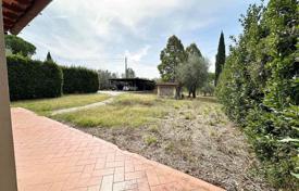 4-zimmer villa 173 m² in Florenz, Italien. 1 100 000 €