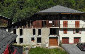 Farm in Saint-Jean-d'Aulps, Frankreich. 460 000 €