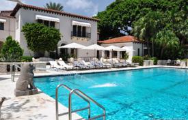 Wohnung – Fisher Island Drive, Miami Beach, Florida,  Vereinigte Staaten. $2 590 000