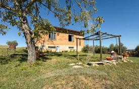 Grundstück in Montepulciano, Italien. 820 000 €