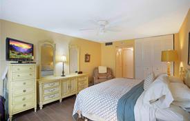 Eigentumswohnung – Sunny Isles Beach, Florida, Vereinigte Staaten. $298 000