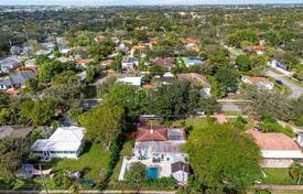 4-zimmer haus in der stadt 223 m² in Miami, Vereinigte Staaten. $940 000