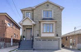 Haus in der Stadt – Etobicoke, Toronto, Ontario,  Kanada. C$1 733 000