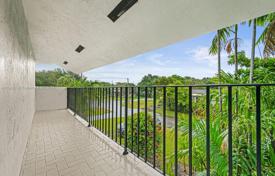 4-zimmer haus in der stadt 305 m² in Miami, Vereinigte Staaten. $1 275 000