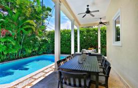 7-zimmer villa 381 m² in Miami, Vereinigte Staaten. $1 895 000