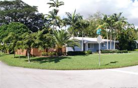 Einfamilienhaus – South Miami, Florida, Vereinigte Staaten. $795 000