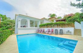 Villa – Marbella, Andalusien, Spanien. 1 050 000 €