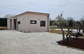 2-zimmer haus in der stadt 106 m² in Svetvinčenat, Kroatien. 414 000 €
