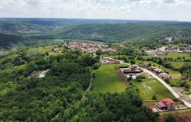 Grundstück in Tinjan, Kroatien. 75 000 €
