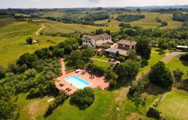 Villa – Castelfiorentino, Toskana, Italien. 980 000 €