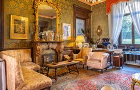 Schloss – Lesa, Piedmont, Italien. Price on request