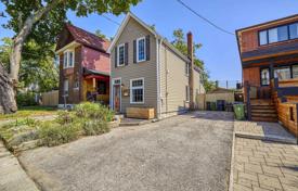 3-zimmer haus in der stadt in Old Toronto, Kanada. C$1 348 000