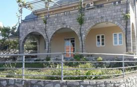 Haus in der Stadt – Budva (Stadt), Budva, Montenegro. 329 000 €