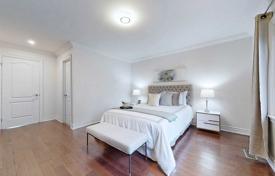 5-zimmer haus in der stadt in Scarborough, Kanada. C$1 557 000