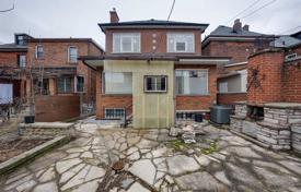 Haus in der Stadt – Symington Avenue, Old Toronto, Toronto,  Ontario,   Kanada. C$2 129 000