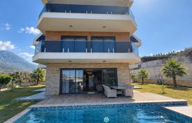 8-zimmer villa 713 m² in Kargicak, Türkei. 48 587 000 TRY