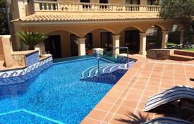 Villa – Calvia, Balearen, Spanien. 6 600 €  pro Woche