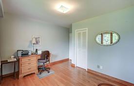 11-zimmer haus in der stadt in Etobicoke, Kanada. C$2 284 000