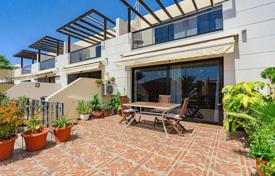 3-zimmer stadthaus 200 m² in Adeje, Spanien. 499 000 €