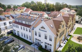 Neubauwohnung – Teltow, Brandenburg, Deutschland. 896 000 €