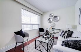 6-zimmer haus in der stadt in York, Kanada. C$1 315 000