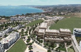 2-zimmer wohnung 102 m² in Estepona, Spanien. 542 000 €