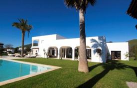 Villa – Ibiza, Balearen, Spanien. 24 000 €  pro Woche