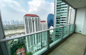3-zimmer appartements in eigentumswohnungen in Khlong Toei, Thailand. $3 700  pro Woche