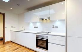 2-zimmer wohnung 51 m² in London, Vereinigtes Königreich. £375 000