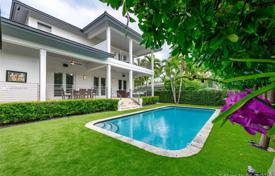 Villa – Key Biscayne, Florida, Vereinigte Staaten. $2 975 000
